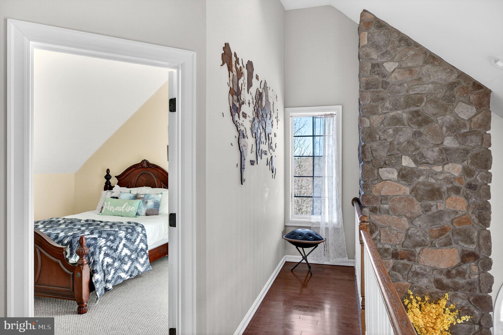 154 Kickapoo Drive Hazleton, PA 18202 - Photo 34 of 87 Charming hallway with stone accents.