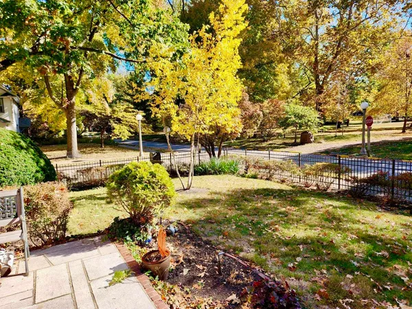 $489,900 | 402 West Iowa Street, Urbana, IL 61801
