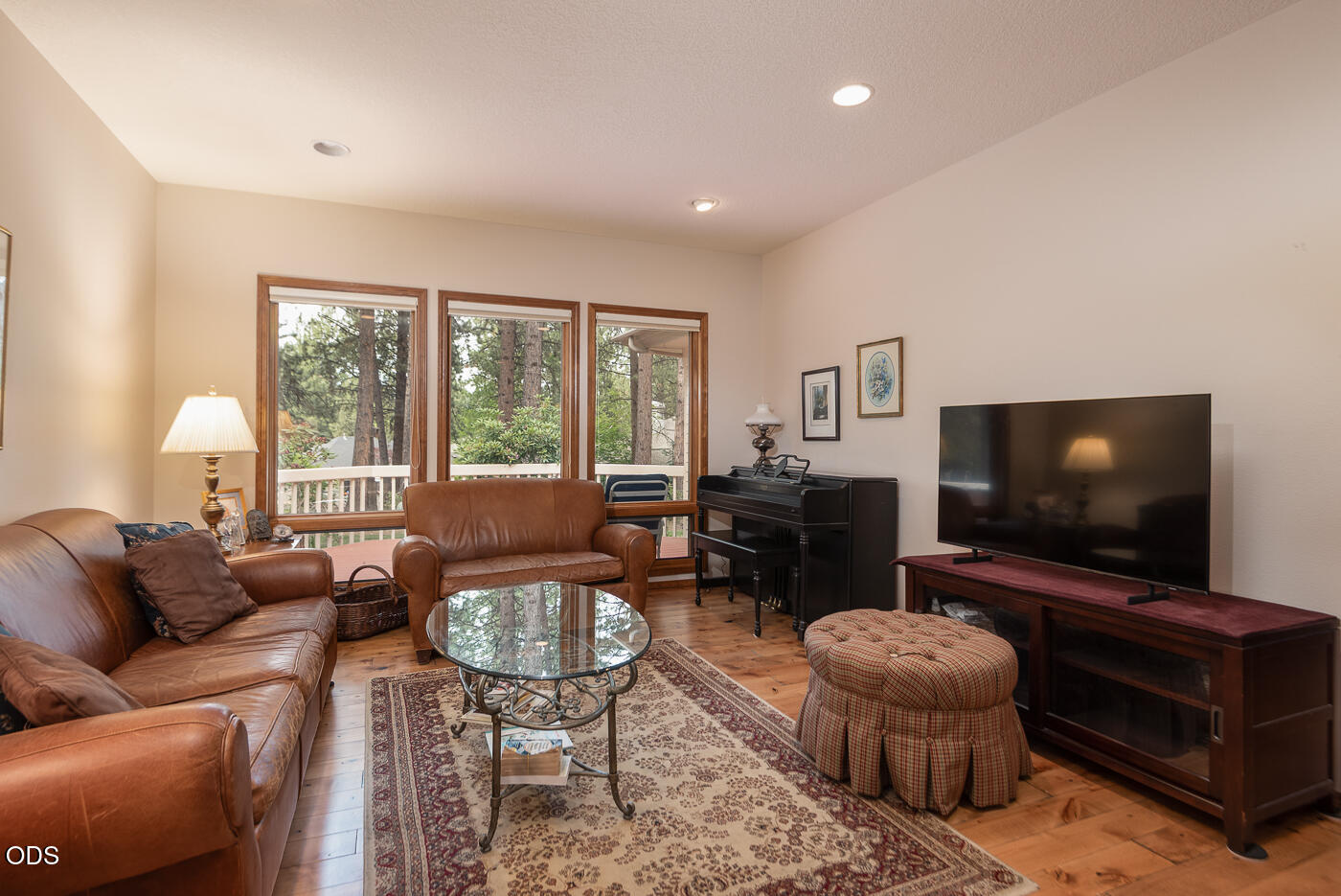 60894 Willow Creek Loop Bend, OR 97702 - Photo 23 of 36