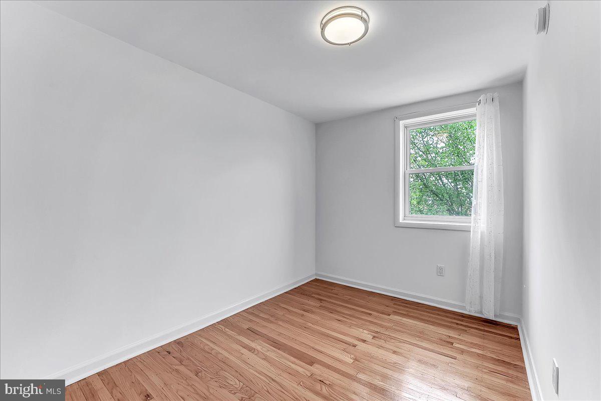 747 Bennington Road Folcroft, PA 19032 - Photo 11 of 16 Bedroom 2