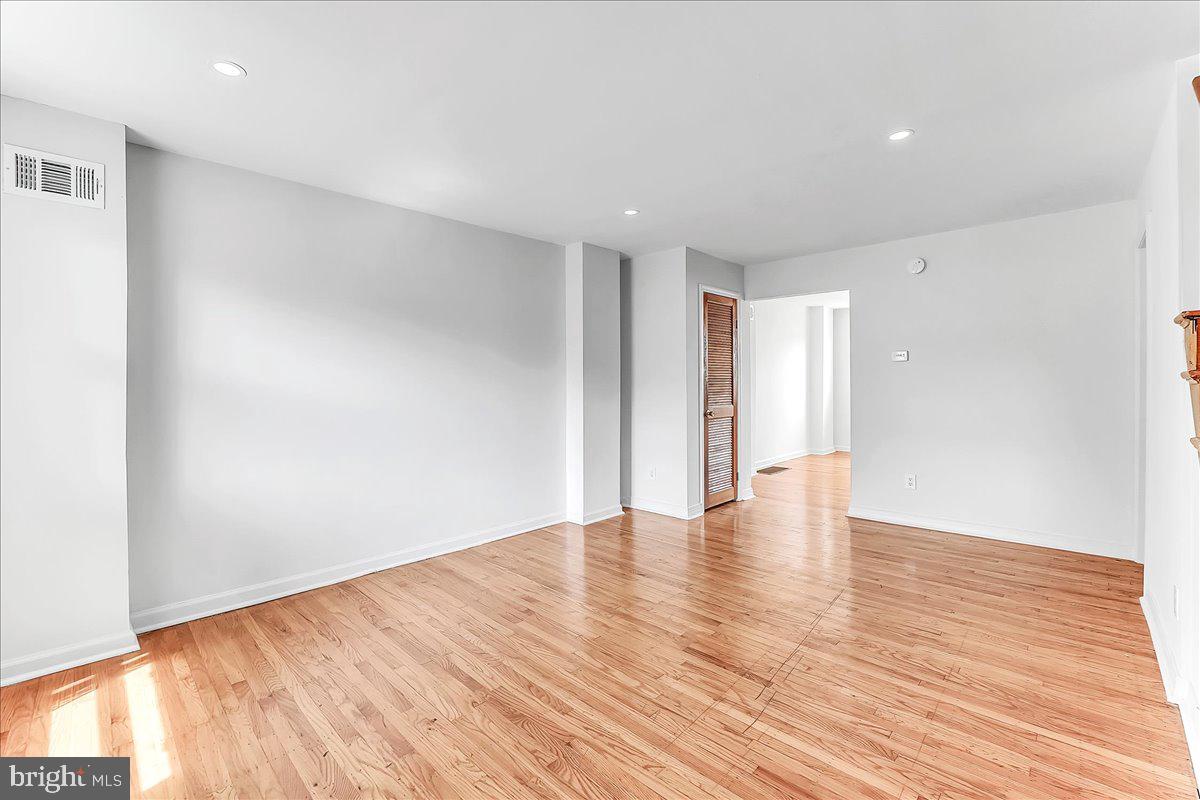 747 Bennington Road Folcroft, PA 19032 - Photo 8 of 16