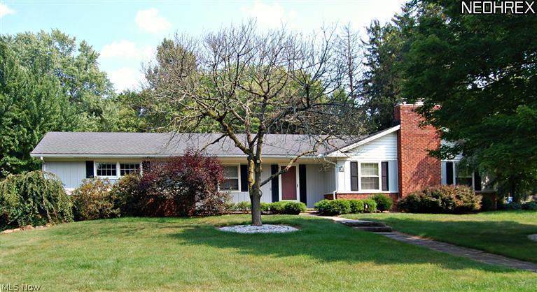 445 Sand Run Road Akron, OH 44313 - Photo 1 of 25