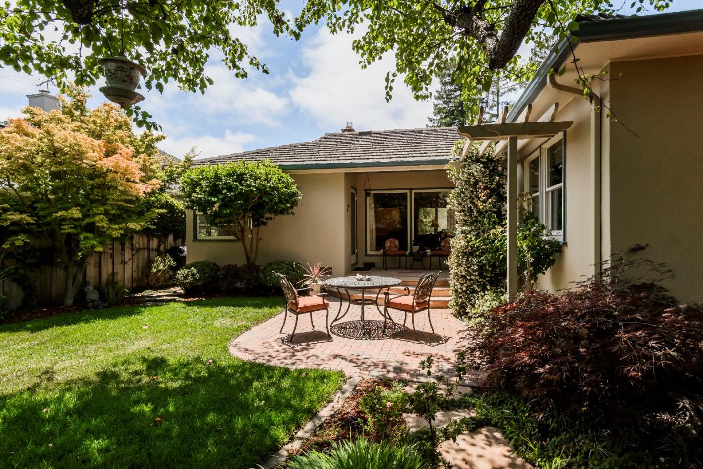 569 Alhambra Road San Mateo, CA 94402 - Photo 13 of 17