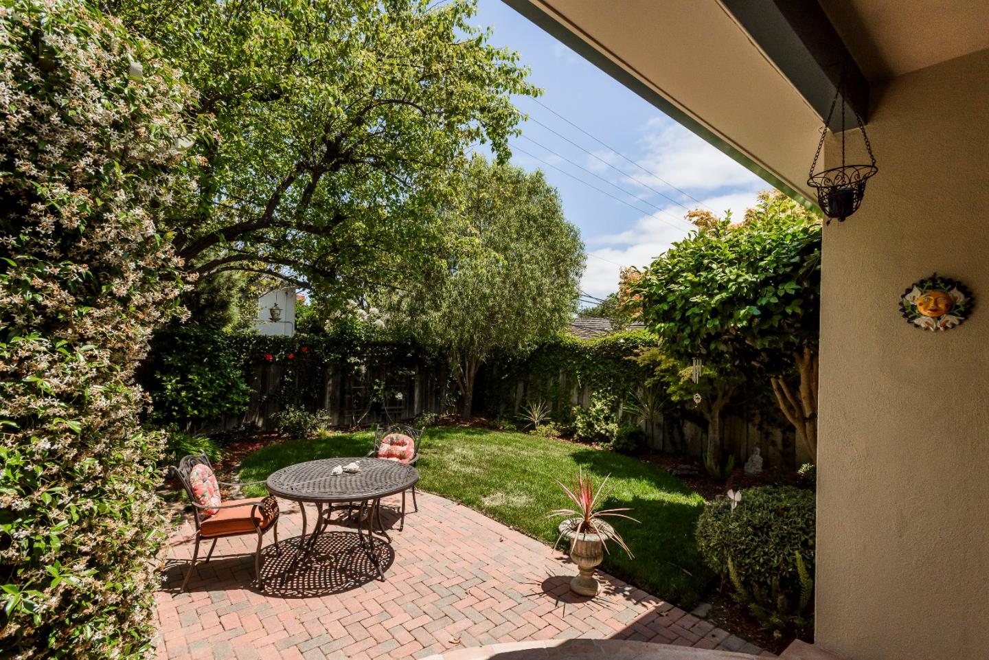 569 Alhambra Road San Mateo, CA 94402 - Photo 15 of 17