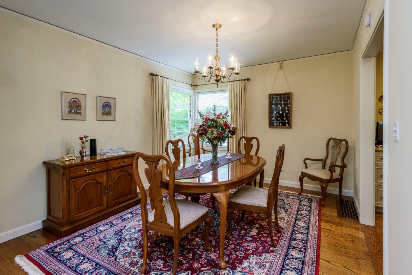 569 Alhambra Road San Mateo, CA 94402 - Photo 5 of 17