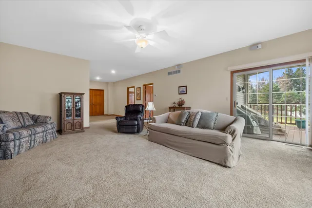 $739,900 | 285 Cardinal Ridge Drive, Pewaukee, WI 53072