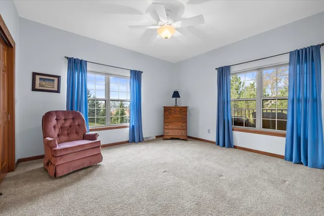 $739,900 | 285 Cardinal Ridge Drive, Pewaukee, WI 53072