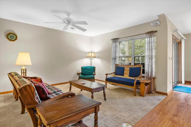 $739,900 | 285 Cardinal Ridge Drive, Pewaukee, WI 53072