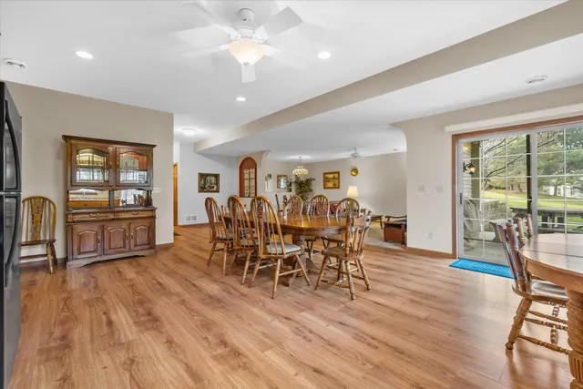 $739,900 | 285 Cardinal Ridge Drive, Pewaukee, WI 53072