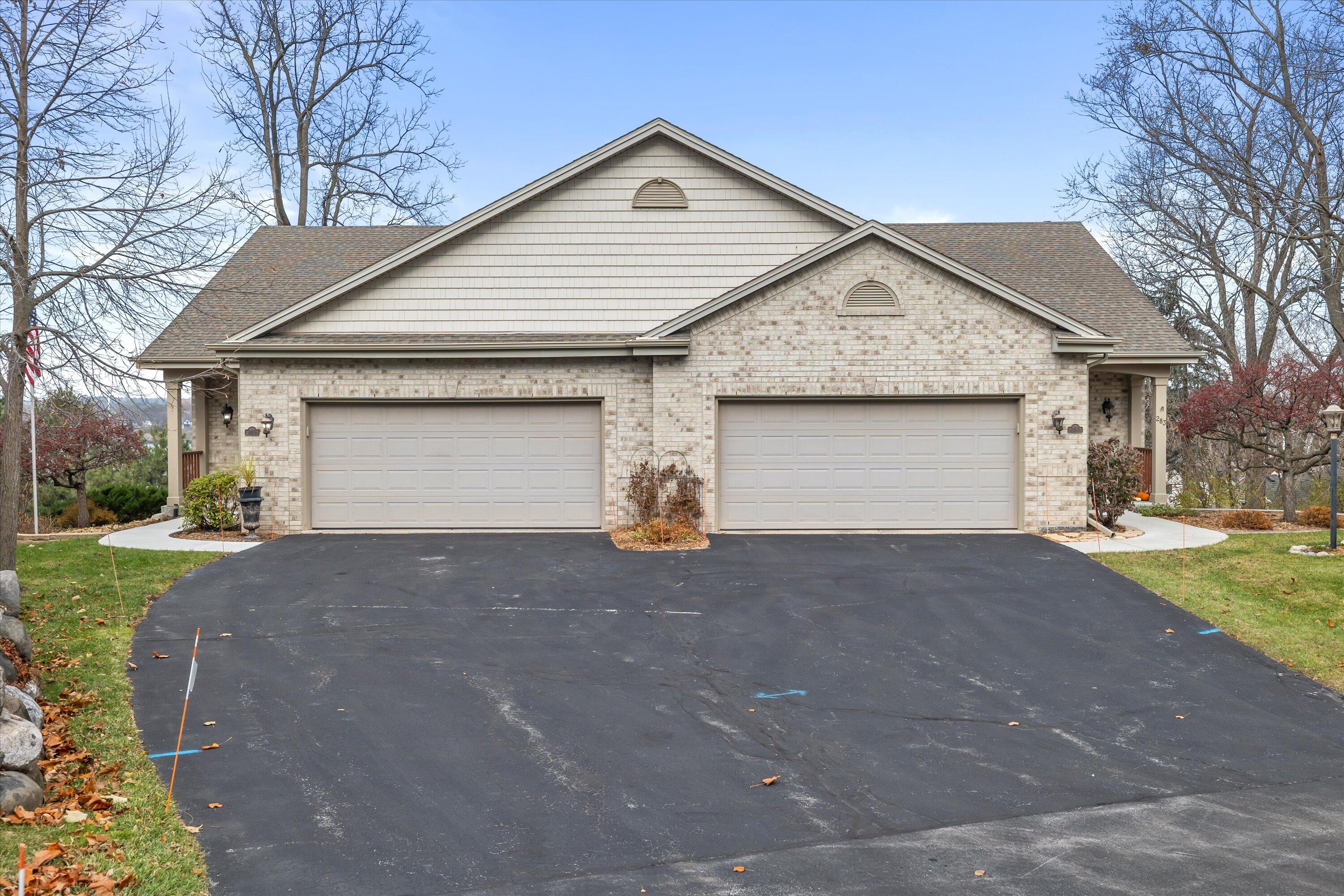 285 Cardinal Ridge Drive Pewaukee, WI 53072 - Photo 43 of 49 Garage