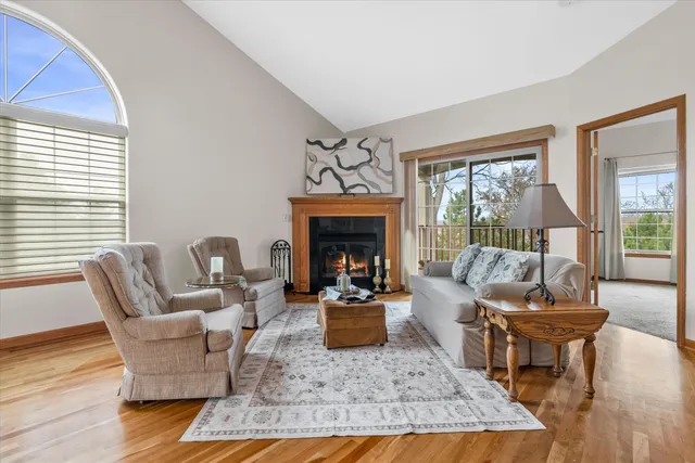 $739,900 | 285 Cardinal Ridge Drive, Pewaukee, WI 53072