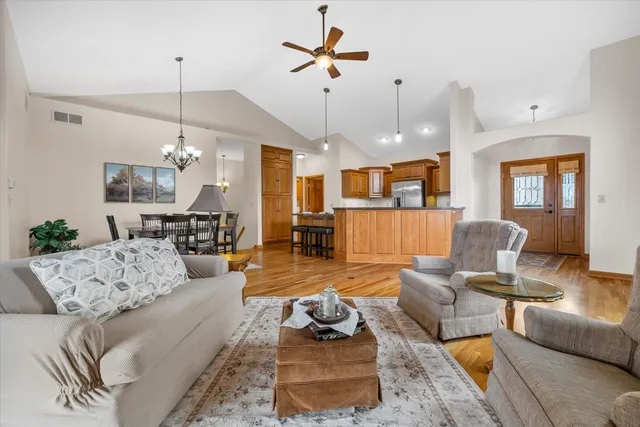 $739,900 | 285 Cardinal Ridge Drive, Pewaukee, WI 53072