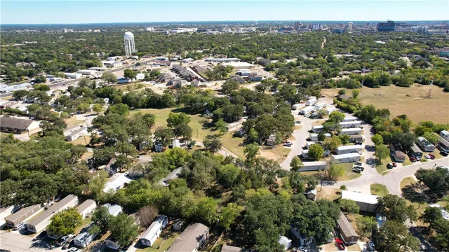 $274,900 | 142 Watson Lane, Bryan, TX 77801