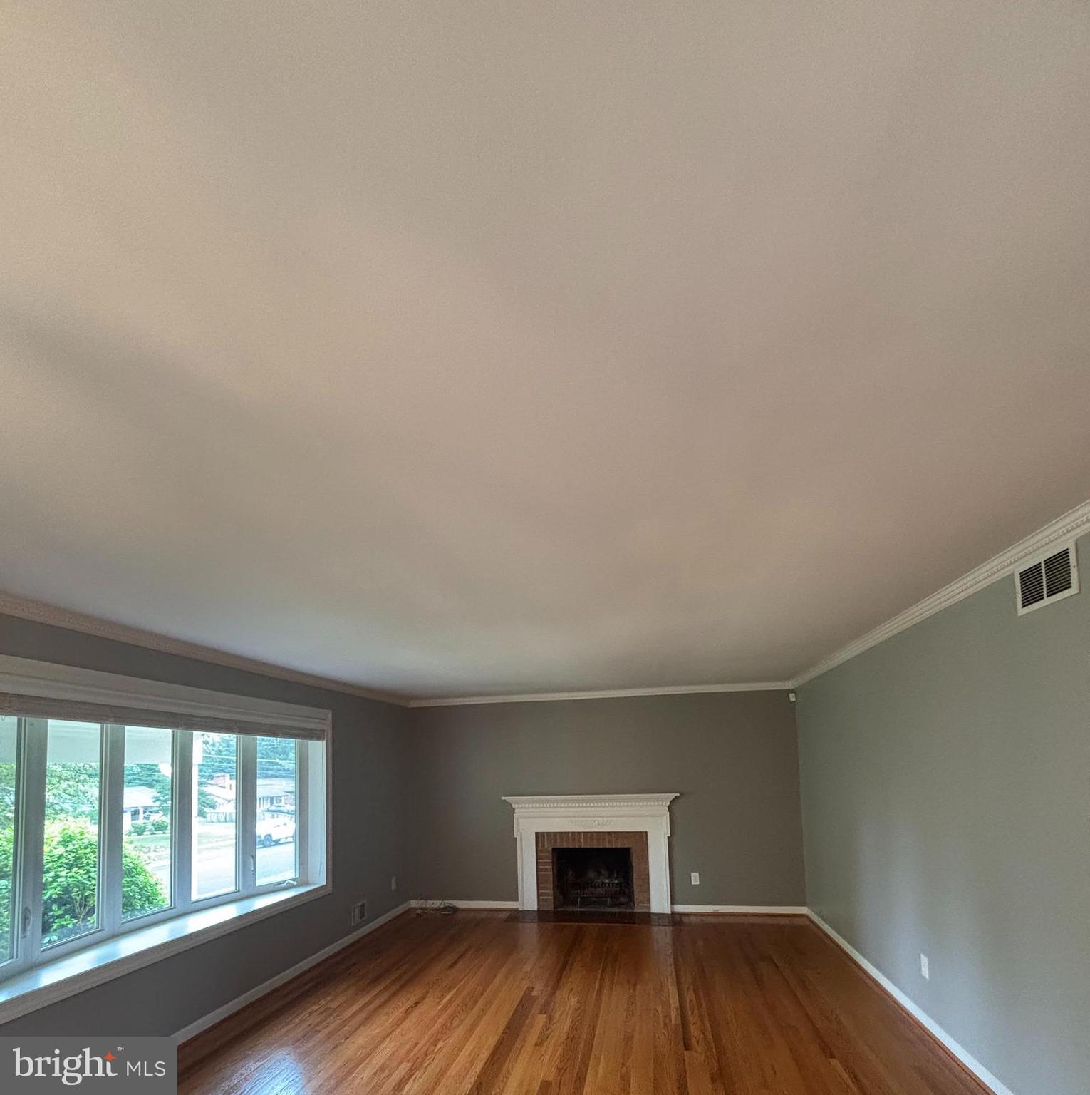 3424 Ramsgate Terrace Alexandria, VA 22309 - Photo 7 of 29 Living Room