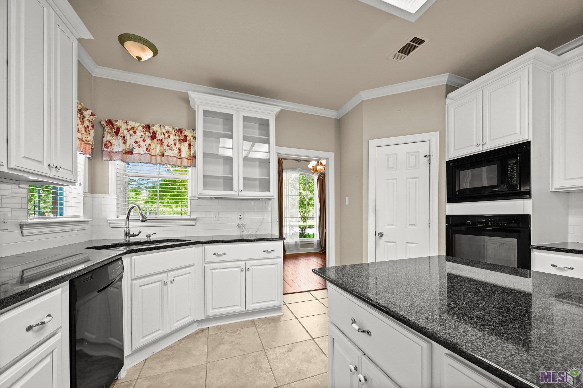 3041 White Shadows Drive Baton Rouge, LA 70816 - Photo 5 of 27 Gallery Image 5