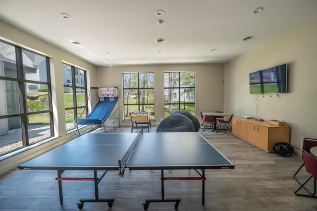 $665,000 | 4 E Trailside Village Way, Unit H21, West Dover, VT 05356