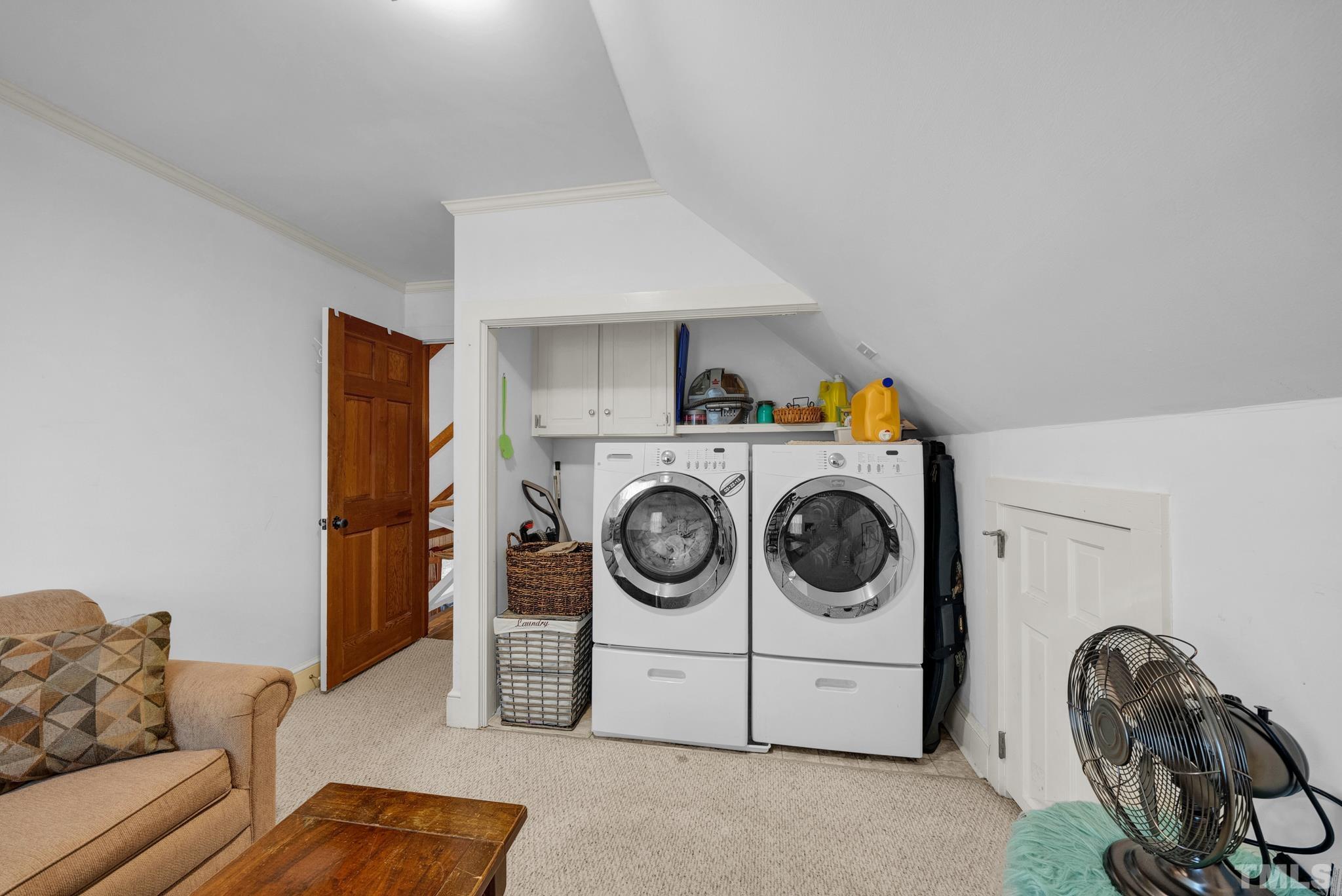 3614 Holly Grove Road Benson, NC 27504 - Photo 9 of 30 a utility room with dryer and washer