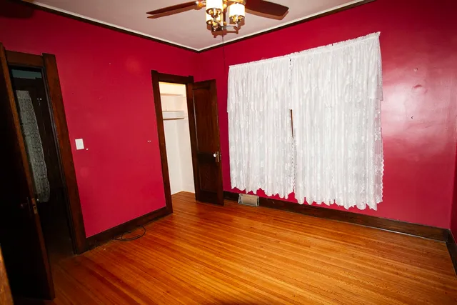 $309,900 | 510 North Raynor Avenue, Joliet, IL 60435