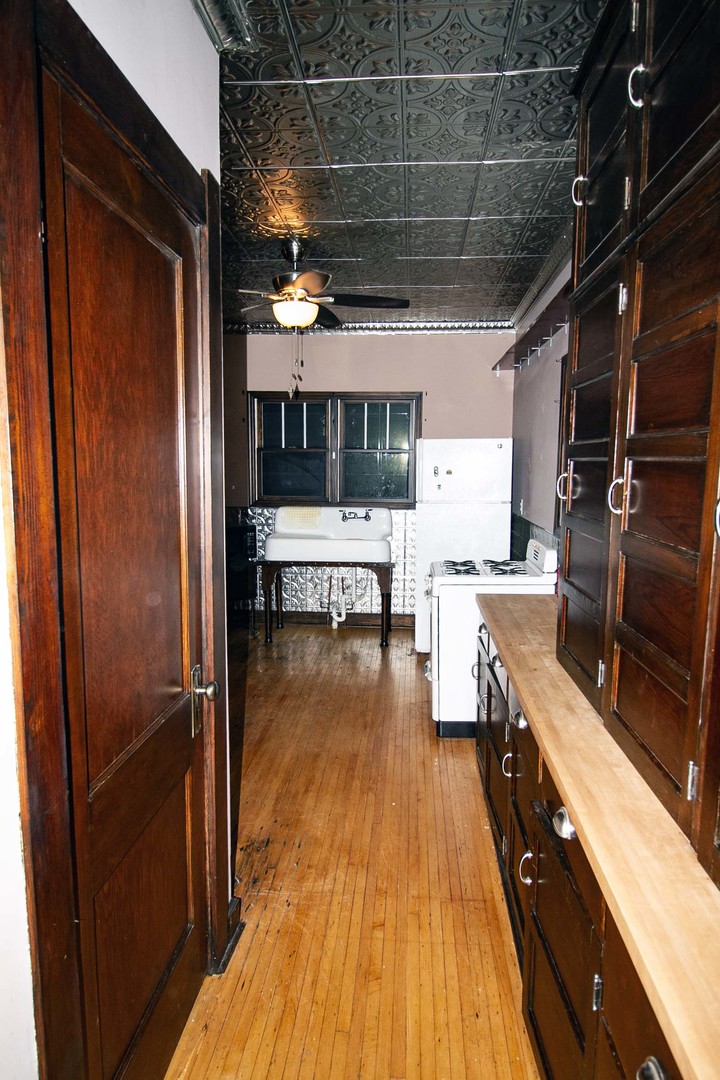 510 North Raynor Avenue Joliet, IL 60435 - Photo 17 of 25