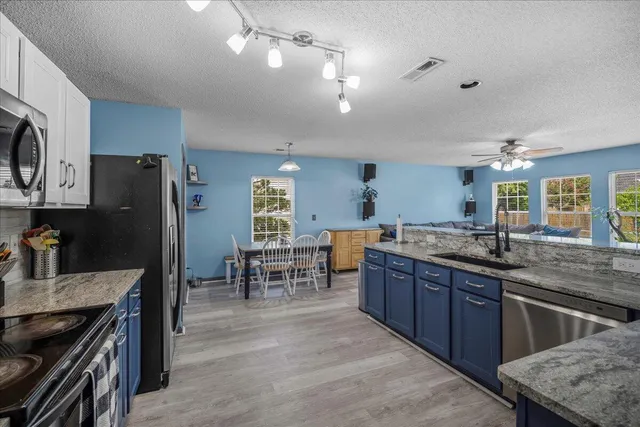 $413,000 | 406 Brookfield Lane, Goose Creek, SC 29445