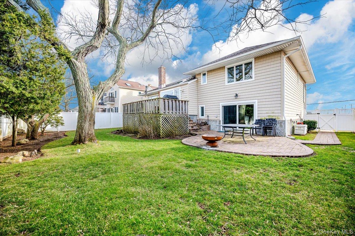 821 Channel Road Lido Beach, NY 11561 - Photo 16 of 17