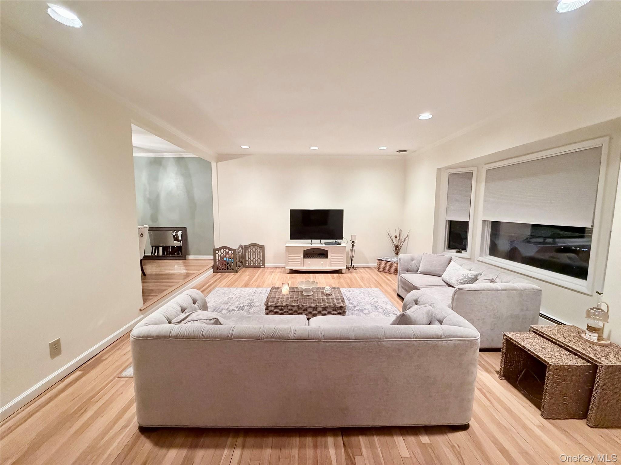 821 Channel Road Lido Beach, NY 11561 - Photo 2 of 17