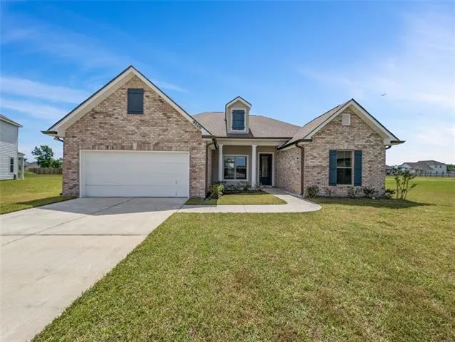 $412,125 | 9508 East Terran Lane, Waggaman, LA 70094