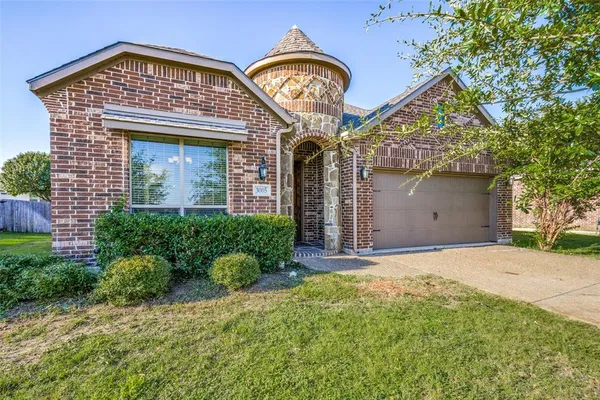 $2,400 | 3005 Guadalupe Drive, Forney, TX 75126