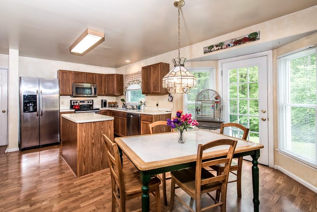 119 Glasgow Road Gibsonia, PA 15044 - Photo 9 of 22 Gallery Image 9