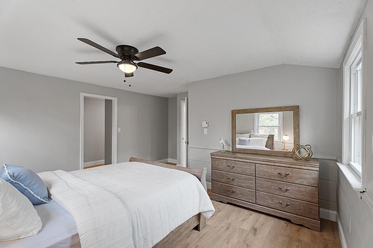 23 Floyd Road Derry, NH 03038 - Photo 15 of 40