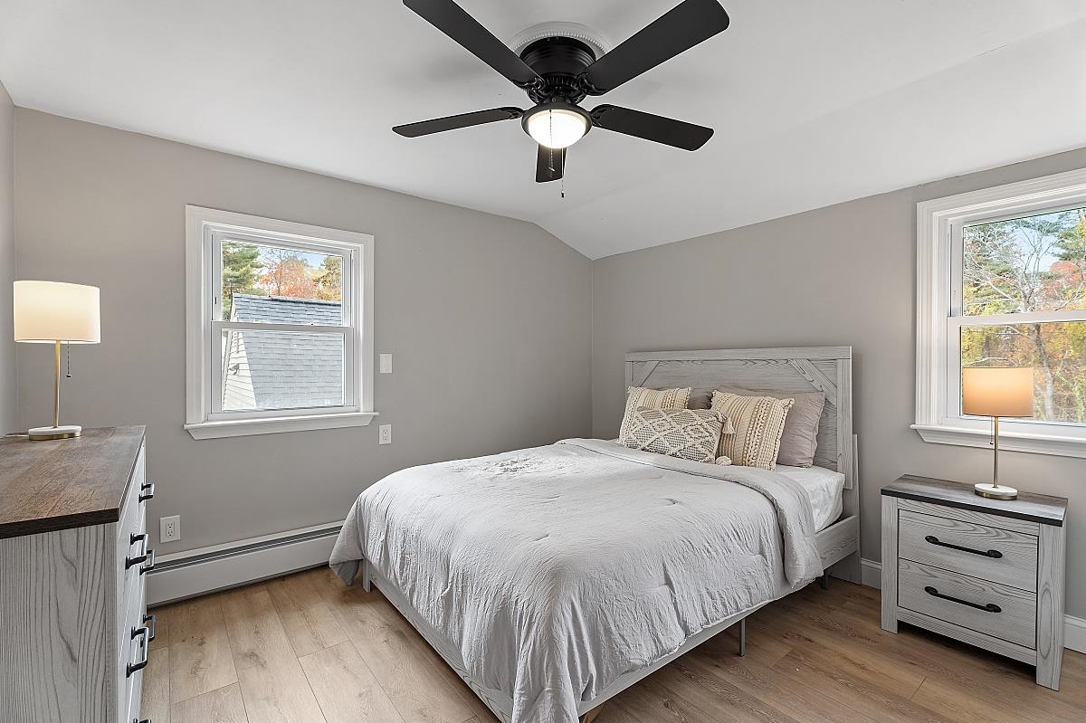 23 Floyd Road Derry, NH 03038 - Photo 19 of 40