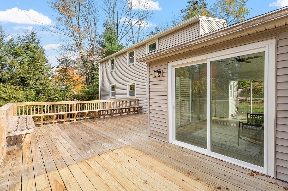 23 Floyd Road Derry, NH 03038 - Photo 28 of 40