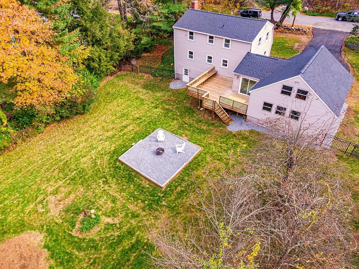 23 Floyd Road Derry, NH 03038 - Photo 30 of 40