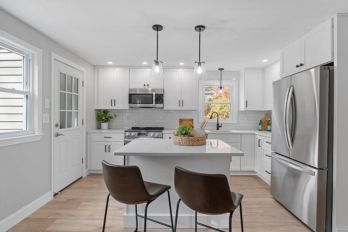 23 Floyd Road Derry, NH 03038 - Photo 36 of 40