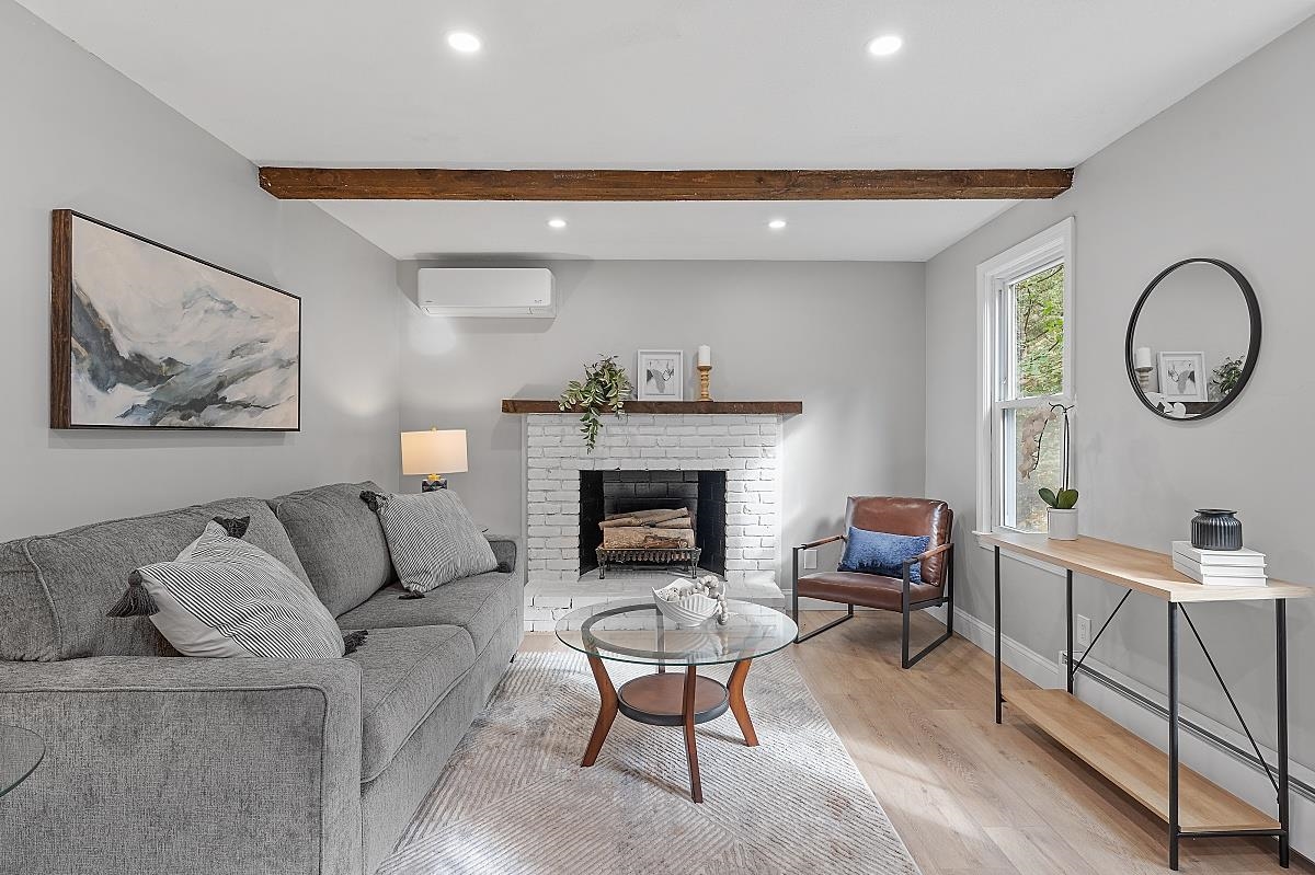 23 Floyd Road Derry, NH 03038 - Photo 5 of 40