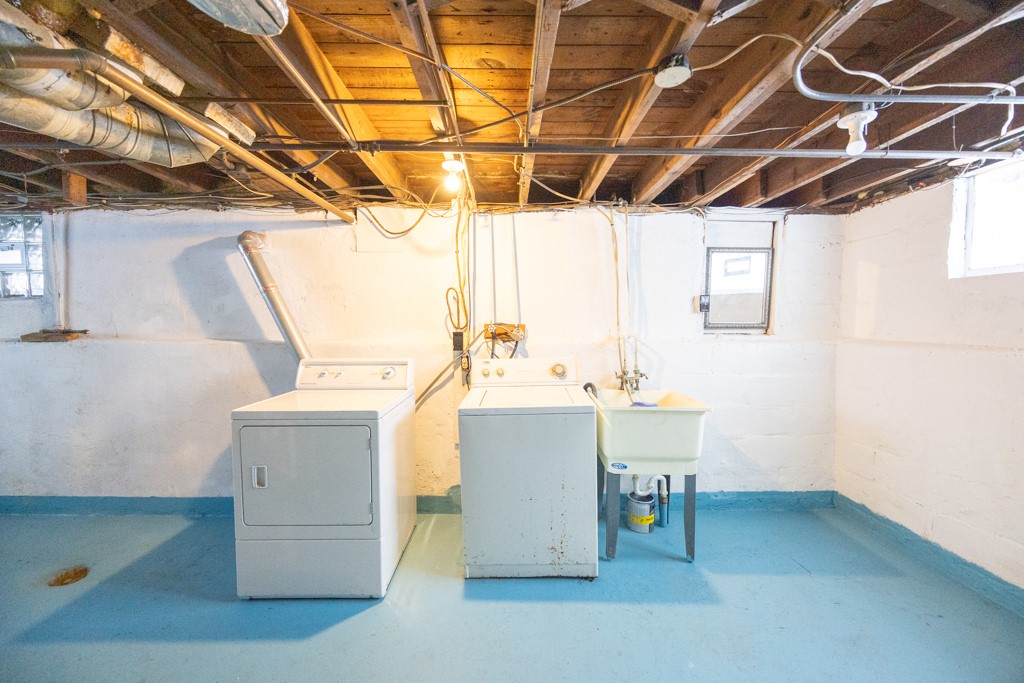 204 Salisbury Street Rochester, NY 14609 - Photo 26 of 33