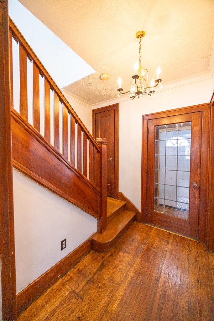 204 Salisbury Street Rochester, NY 14609 - Photo 5 of 33