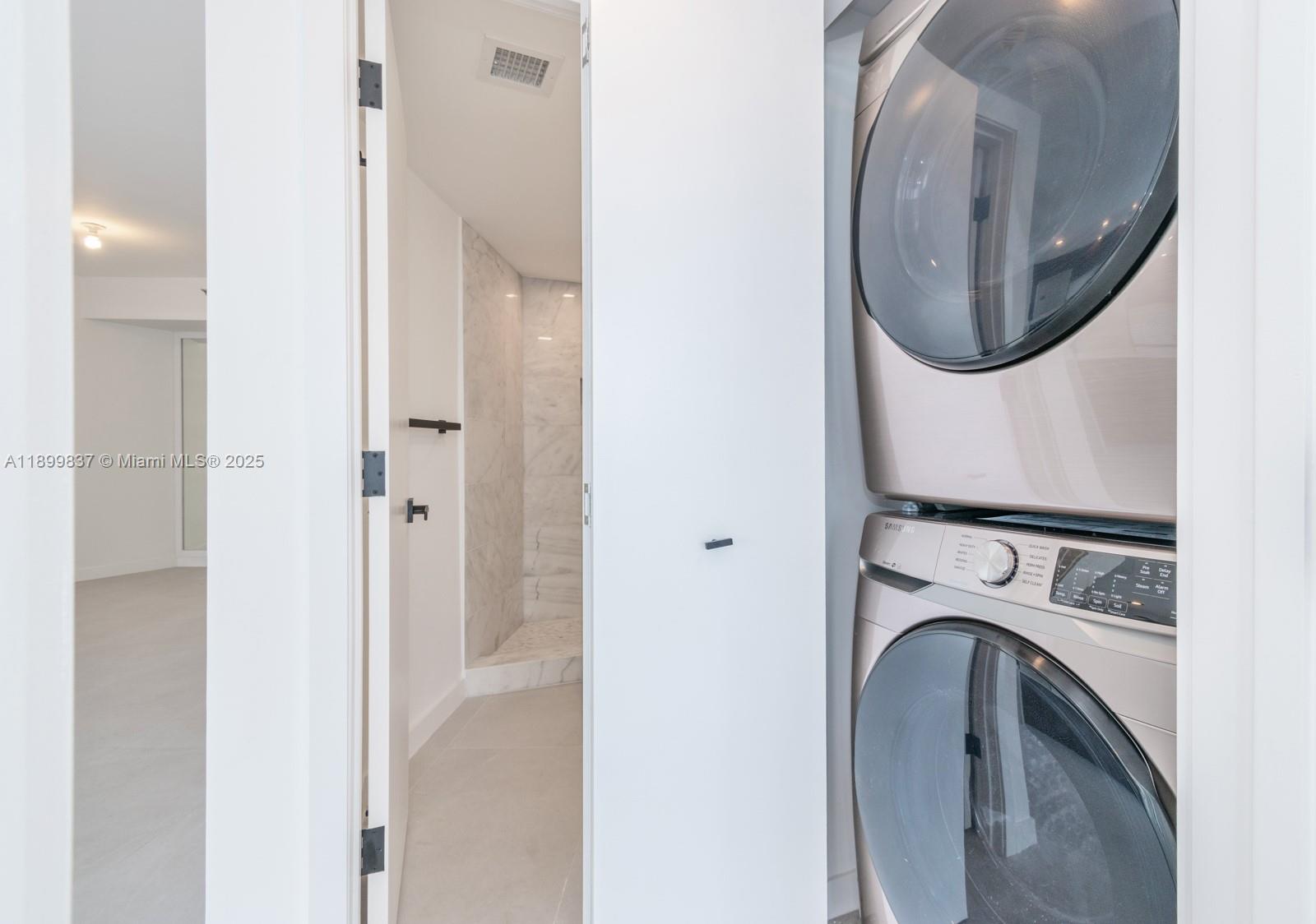 1000 East Island Boulevard, Unit 2511 Aventura, FL 33160 - Photo 19 of 34