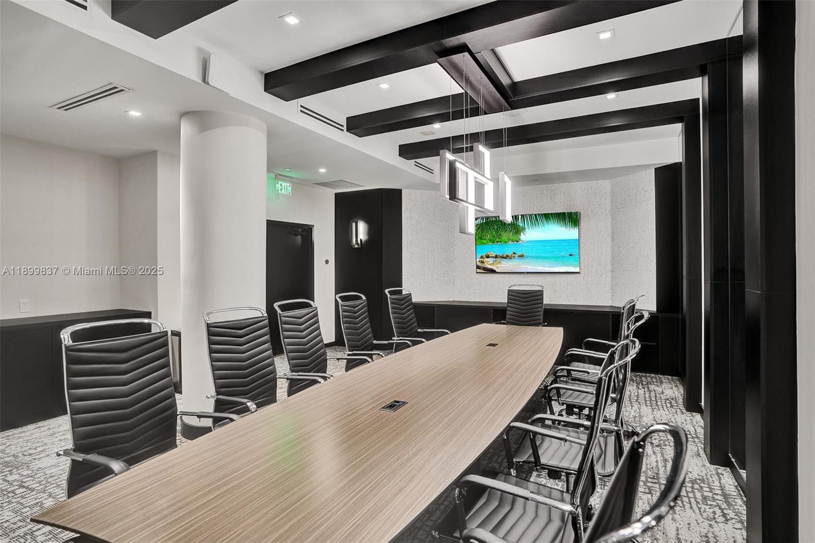 1000 East Island Boulevard, Unit 2511 Aventura, FL 33160 - Photo 30 of 34