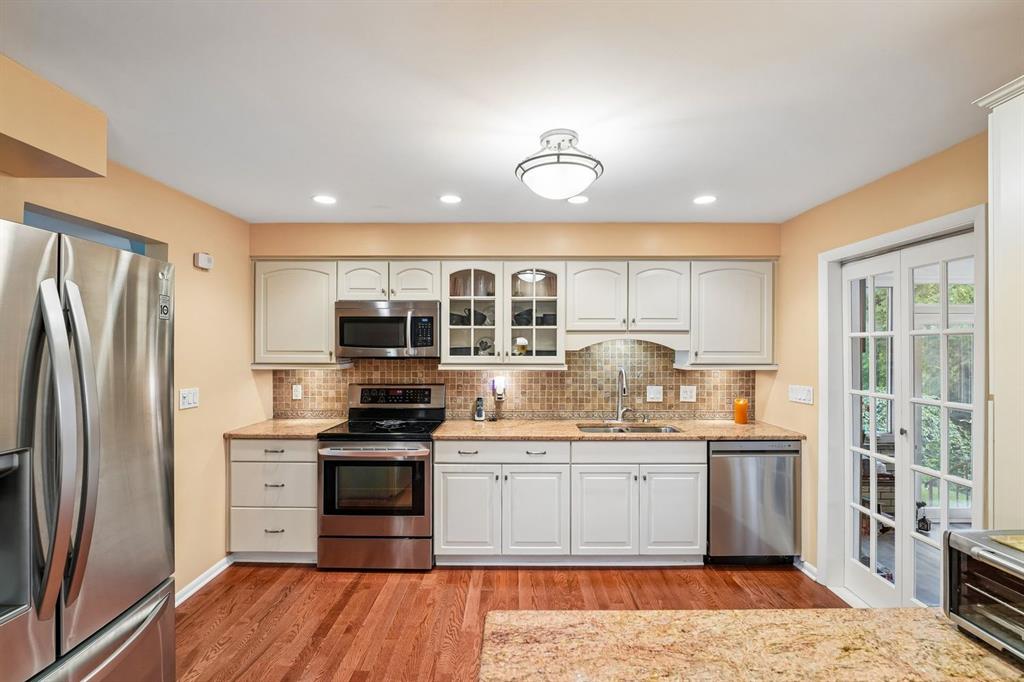 3749 Margate Road Pittsburgh, PA 15221 - Photo 12 of 33 Gallery Image 12