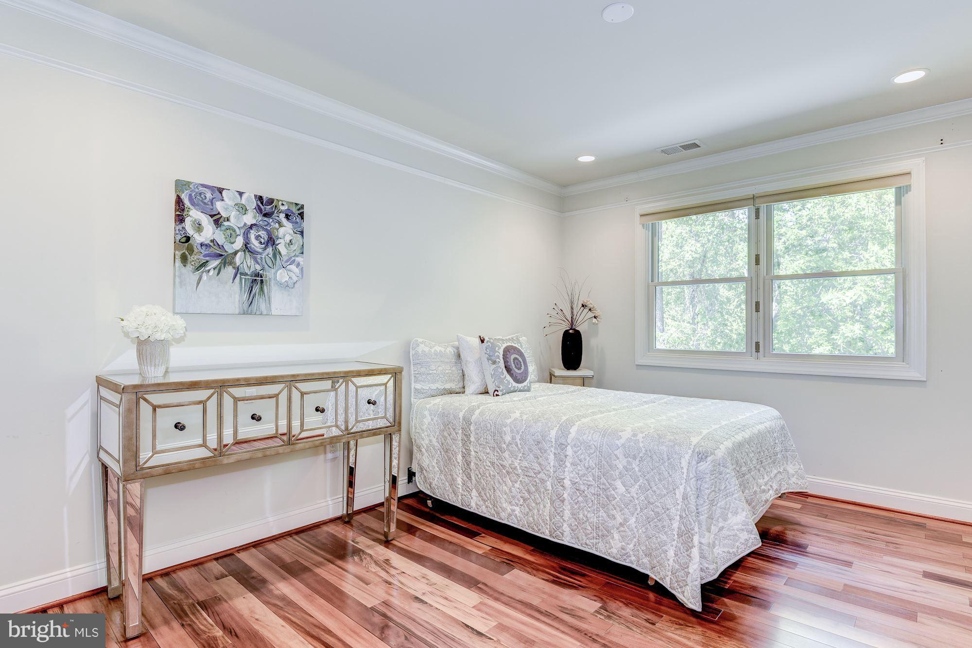 1523 Blue Meadow Road Potomac, MD 20854 - Photo 20 of 29 Private 4th/Rear Bedroom has Lush Views