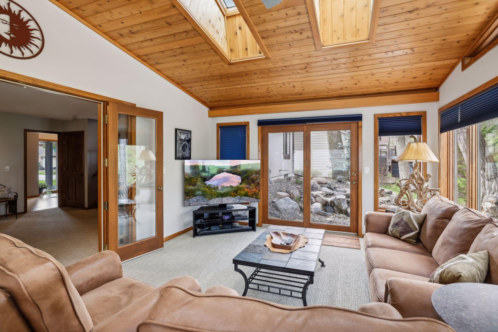 10120 Amsden Way Eden Prairie, MN 55347 - Photo 23 of 46