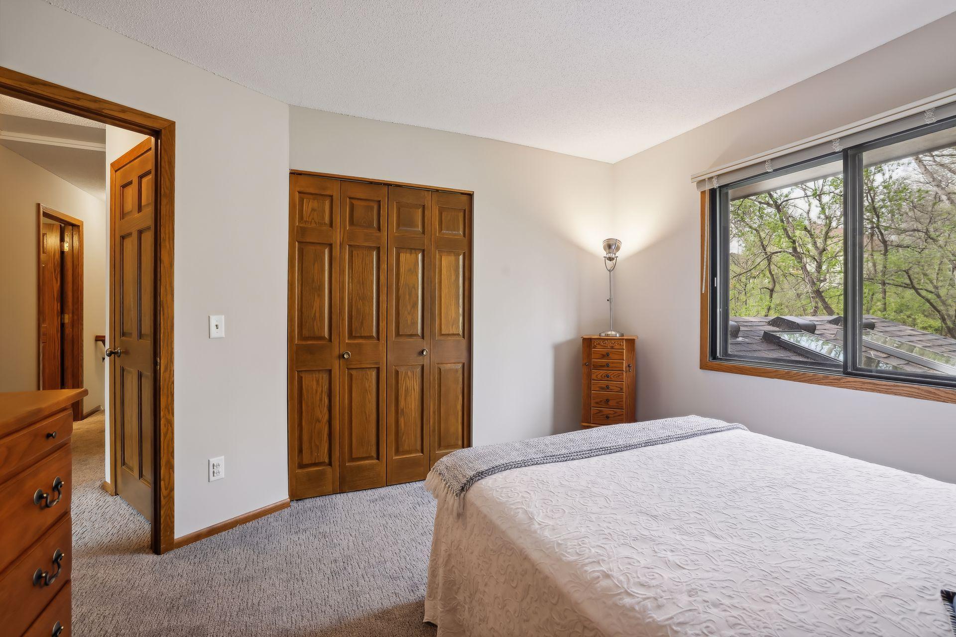 10120 Amsden Way Eden Prairie, MN 55347 - Photo 32 of 46