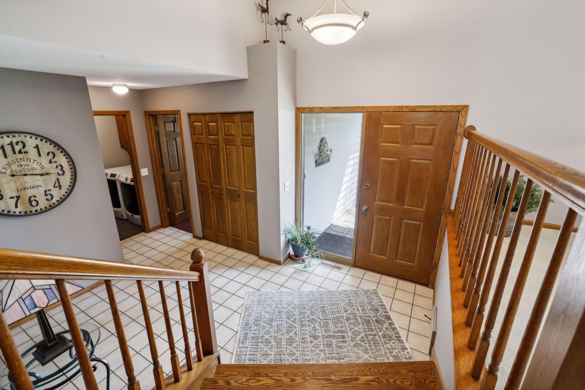 10120 Amsden Way Eden Prairie, MN 55347 - Photo 5 of 46
