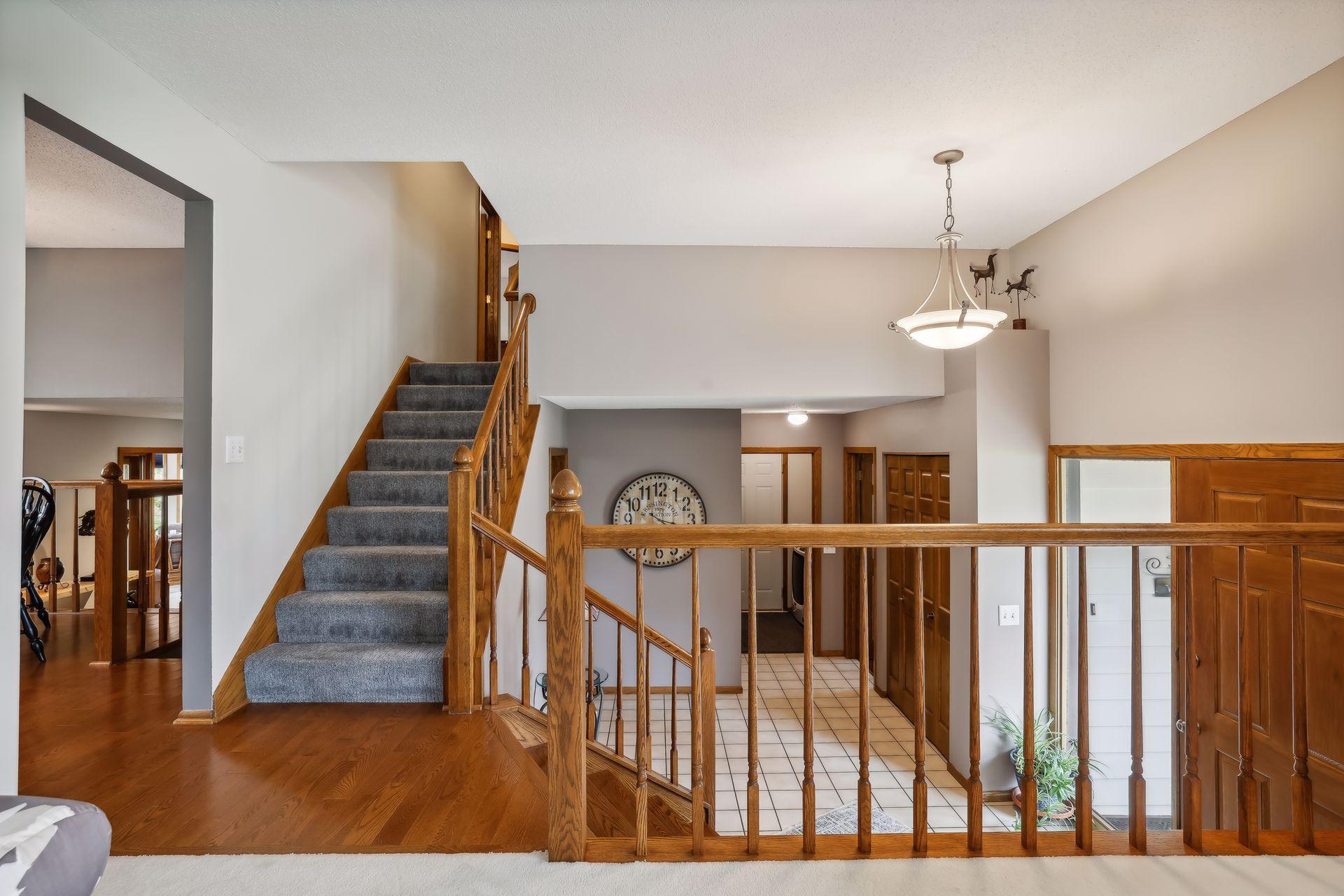 10120 Amsden Way Eden Prairie, MN 55347 - Photo 6 of 46