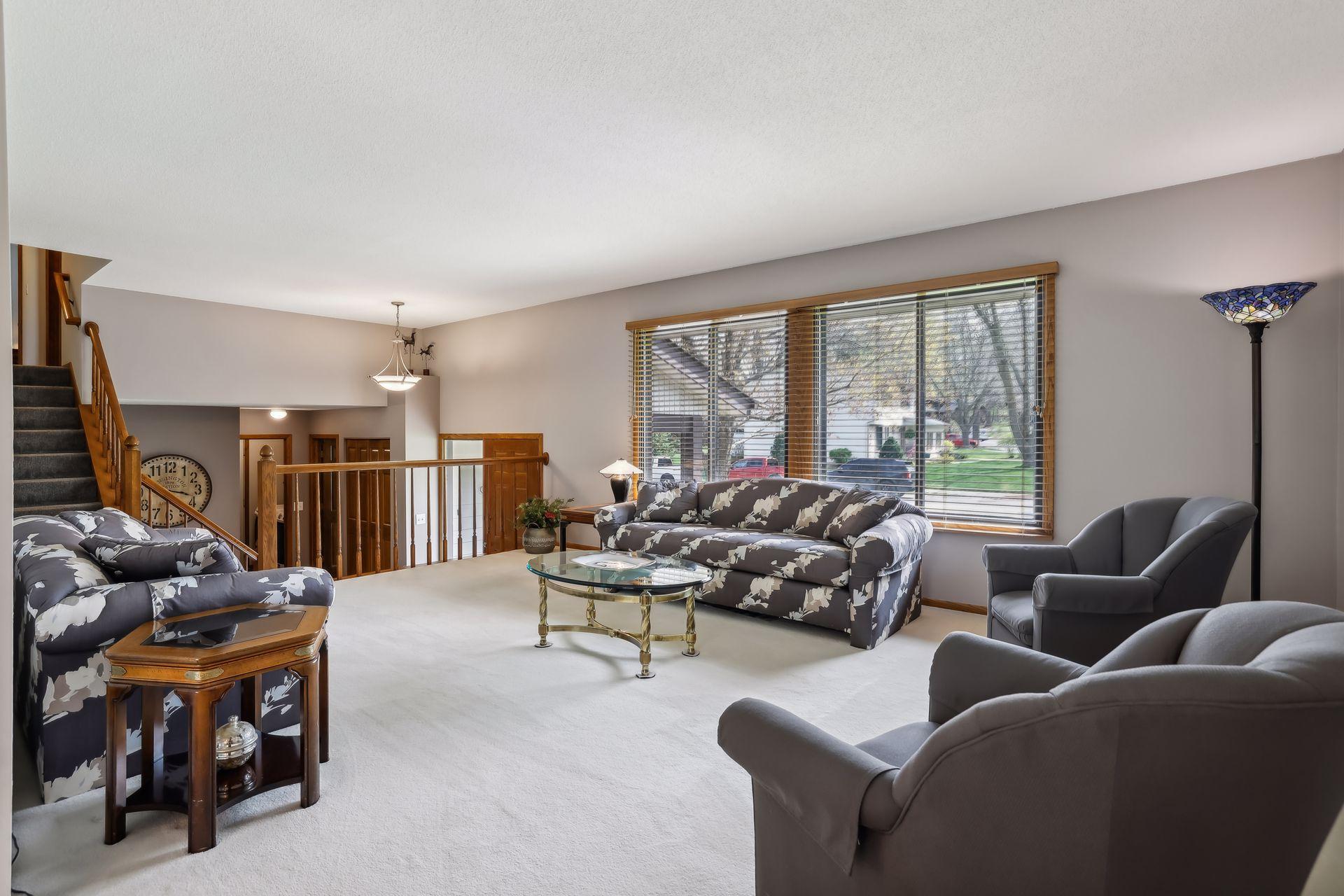10120 Amsden Way Eden Prairie, MN 55347 - Photo 7 of 46
