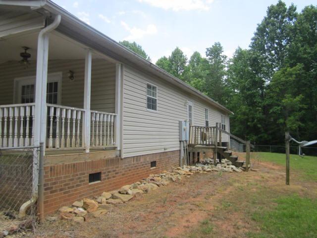 571 Ahart Ridge Road Ararat, VA 24053 - Photo 4 of 19 moogk3