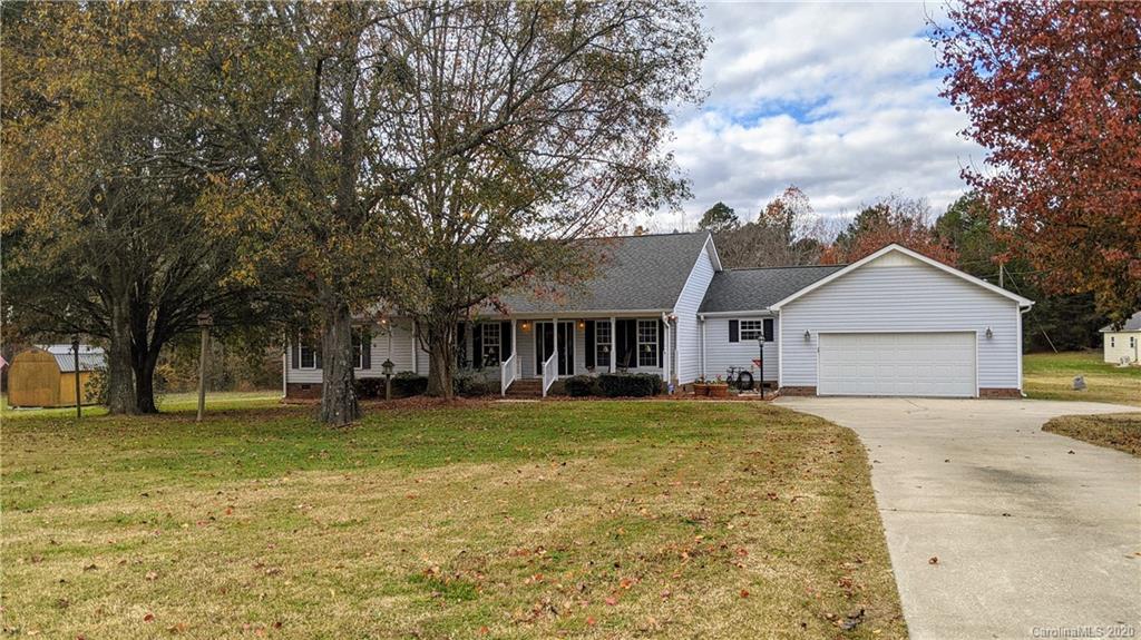 540 Calabash Road Clover, SC 29710 - Photo 1 of 43 Gallery Image 1