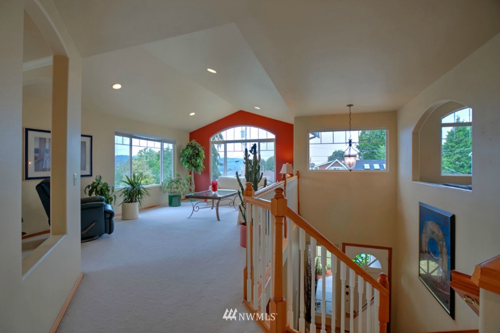 1005 North 29th Street Renton, WA 98056 - Photo 5 of 22 Gallery Image 5