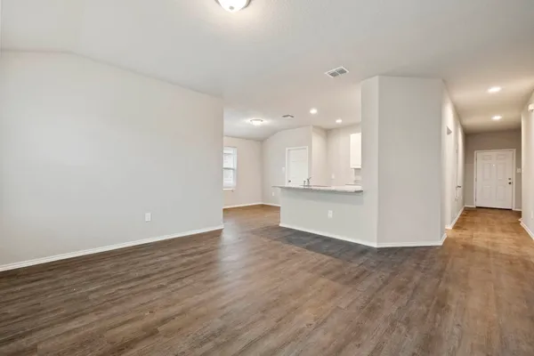 $1,700 | 3209 Ridge Place, Seguin, TX 78155